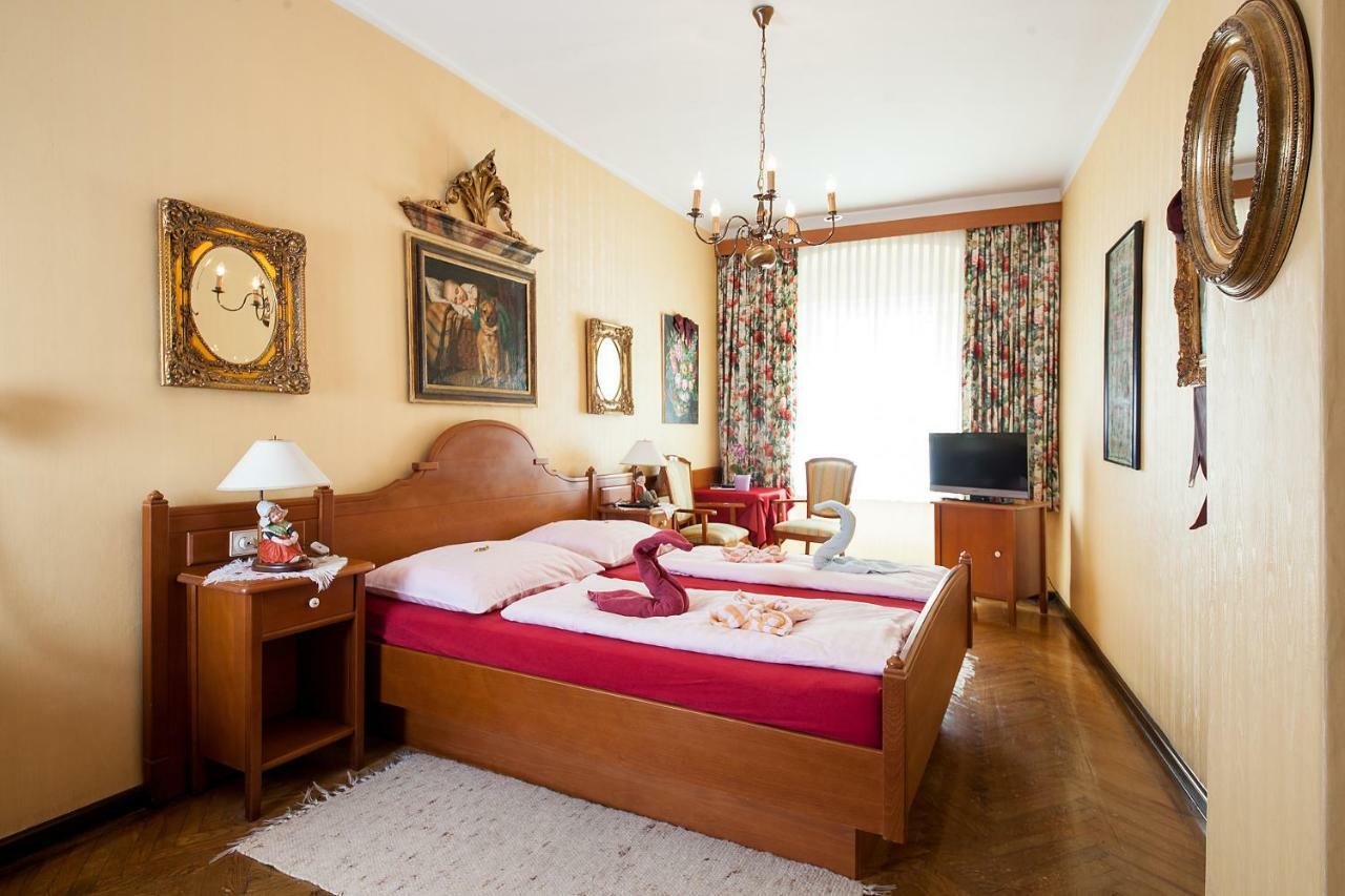 Hotel Alte Post Krems Extérieur photo