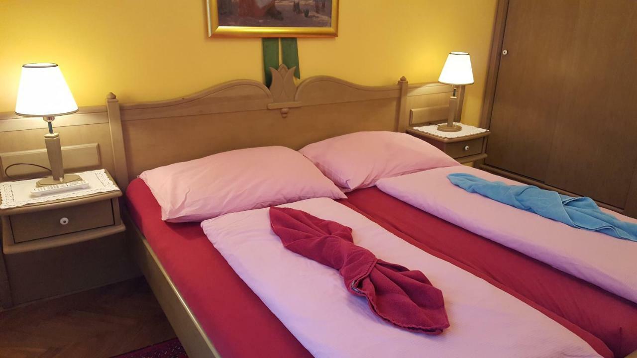 Hotel Alte Post Krems Extérieur photo