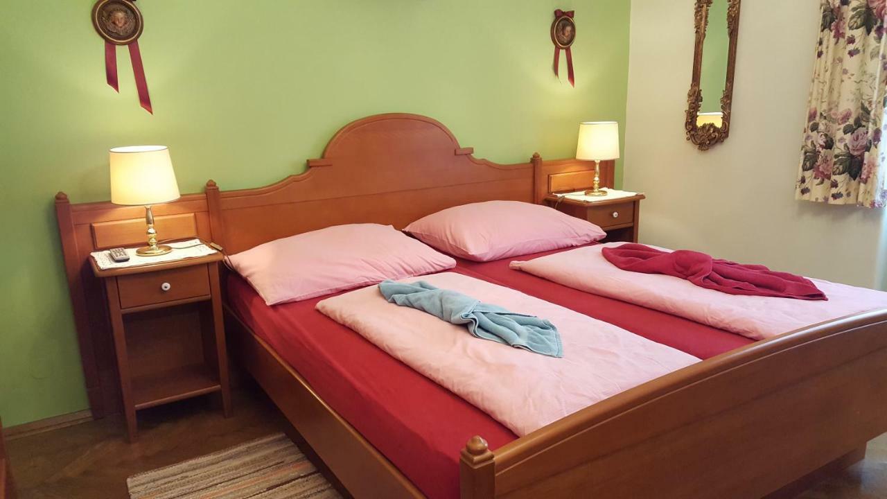 Hotel Alte Post Krems Extérieur photo